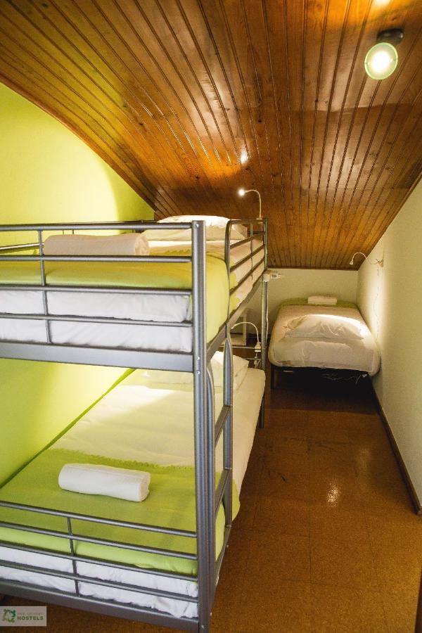 Help Yourself Hostels - Carcavelos Coast Habitación foto